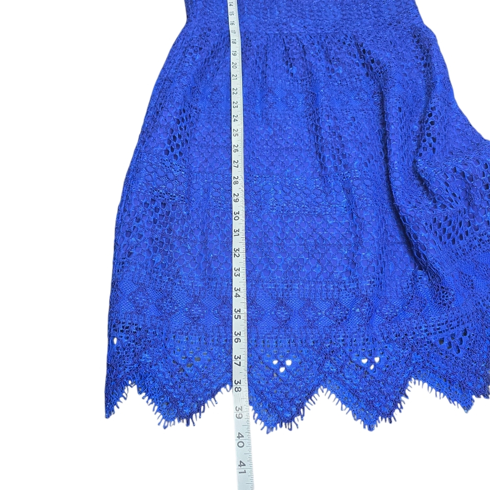 ⭐️Banana Republic Cobalt Blue Lace Cocktail Dress Sz 8 - Picture 6 of 8